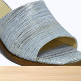 005F Emora Cuir Bleu Ciel Métallisé