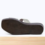 011F Onessa Cuir Doré