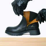 037F Giova Cuir Noir Plasma