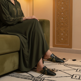 1000F Rawaq Vert Olive - Night Modern Sofa Zarbia Focus