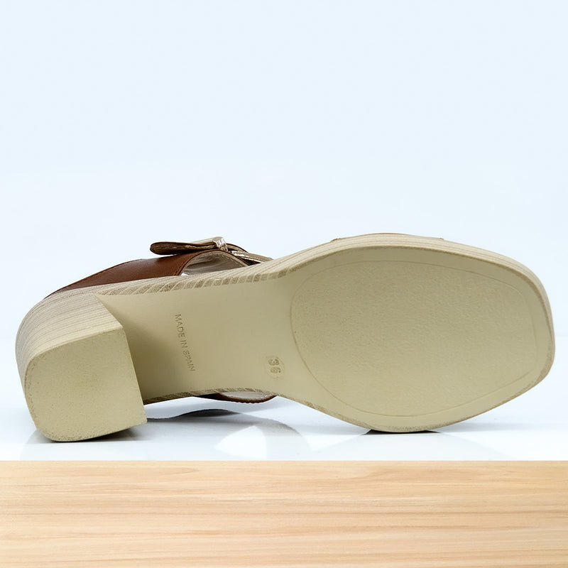 130F Mobella en Cuir Camel