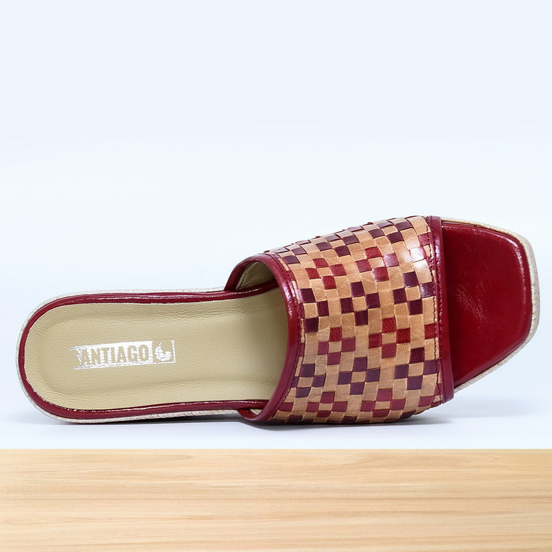 38F Tresana Cuir Rouge