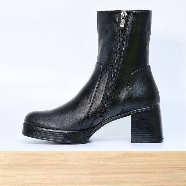 444F Otiva Cuir Noir