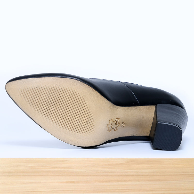 464 Barely Cuir Noir