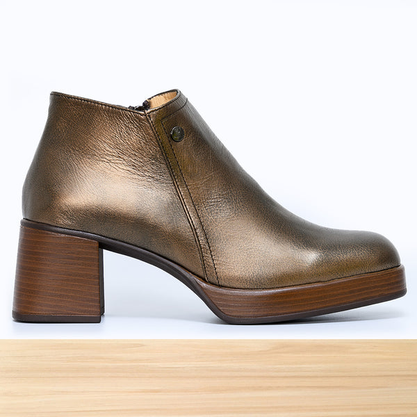 440F Rossa Cuir Doré