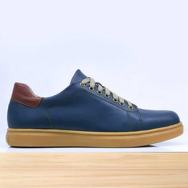 608 Myron Bleu