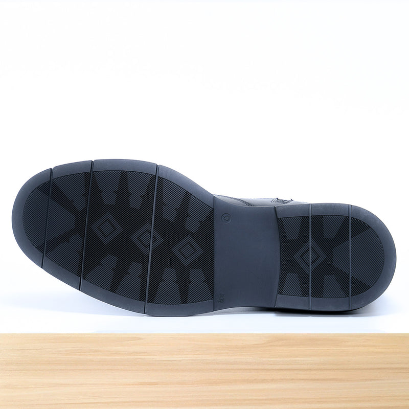 1704 Kyros Noir