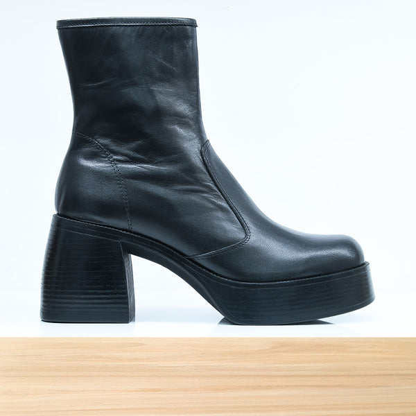 132F Mesprite Cuir Noir