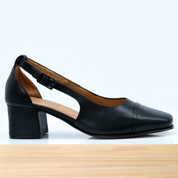150F Barbie en Cuir Noir