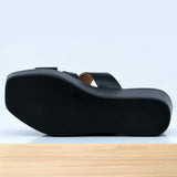 011F Onessa en Cuir Noir