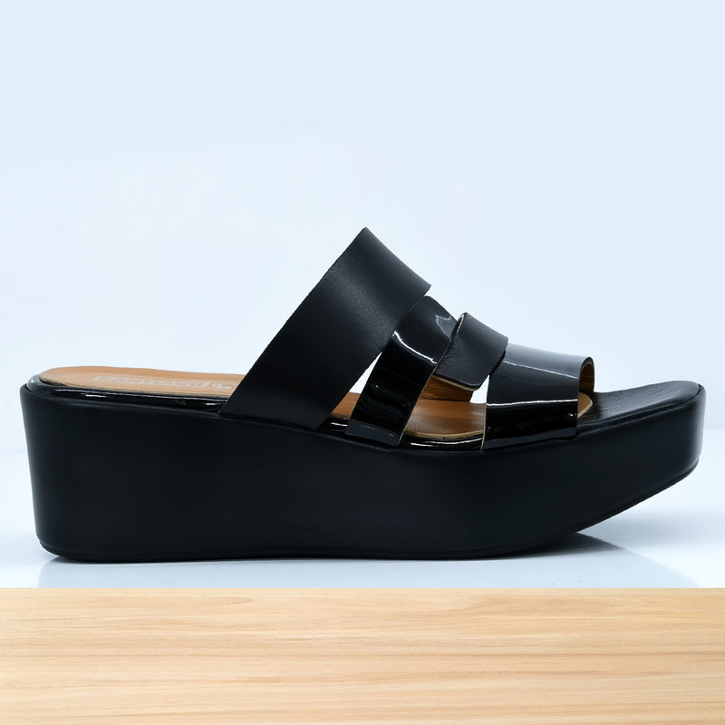 011F Onessa en Cuir Noir