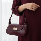 Layali Cuir Bordeaux side angle extreme macro