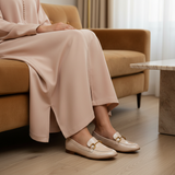 Var 1 – Djellaba, Sofa